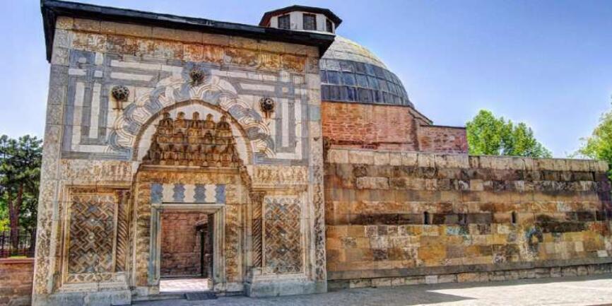 Anadolu'yu Mimari Açıdan Zenginleştiren Selçuklu Yapıları