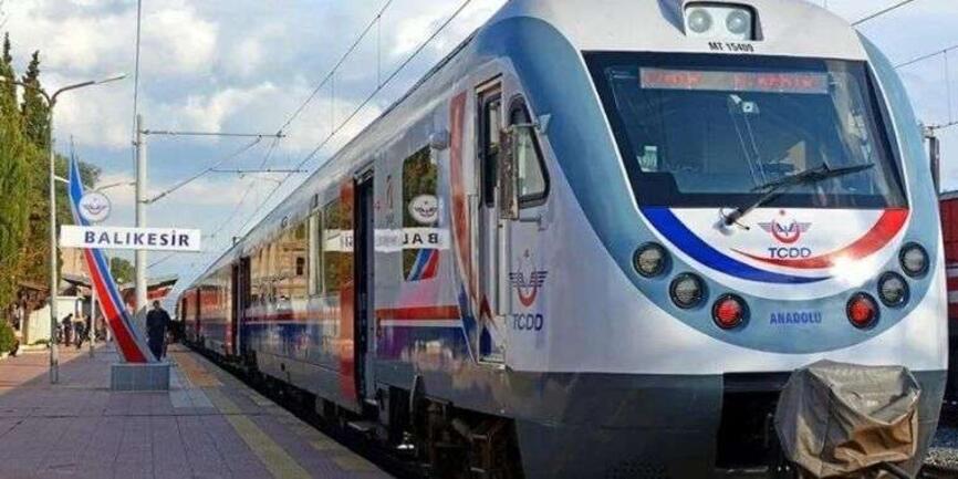 İzmir'den Eskişehir'e Tren Yolculuğu: Ege Ekspresi Hakkında Her Şey