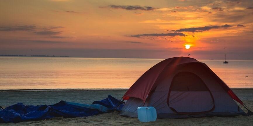 Sahil Kenarında Gidebileceğiniz Bütçe Dostu Kamp Alanları