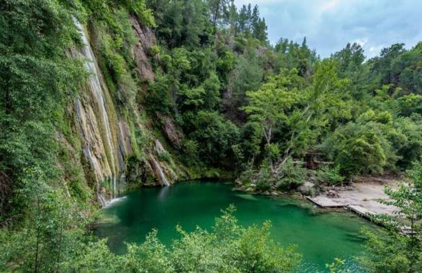 Antalya'nın Saklı Hazinesi: Uçansu Şelalesi ve Sillyon Antik Kenti