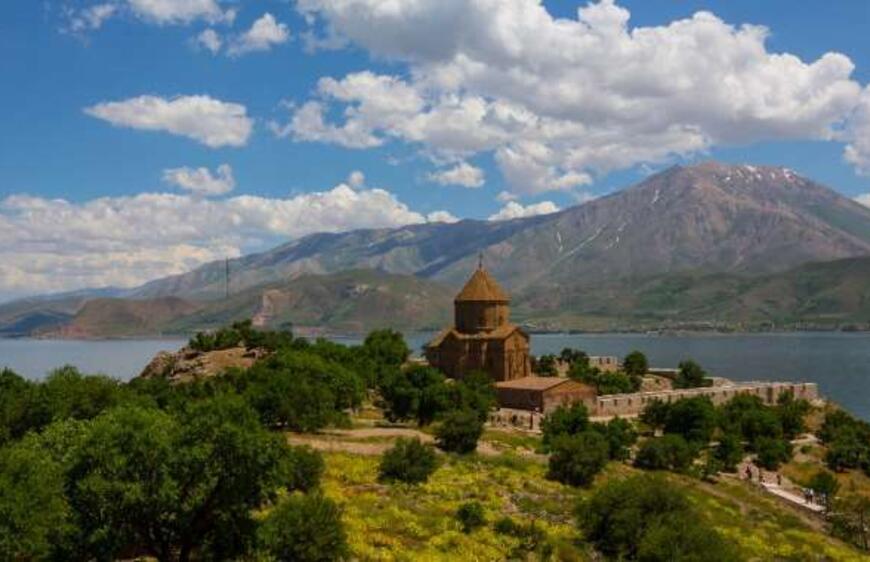 Şehir Efsaneleri: Bitlis'in Kıztaşı