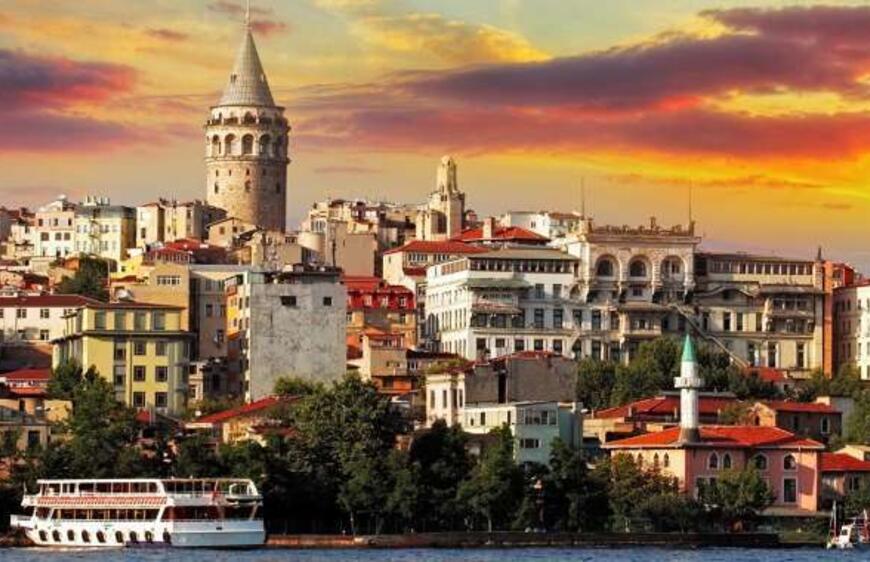 Manzaranın Tadını Çıkarın: İstanbul'daki Seyir Terasları