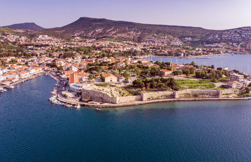 Foça Tekne Turları Nasıl Yapılır? 