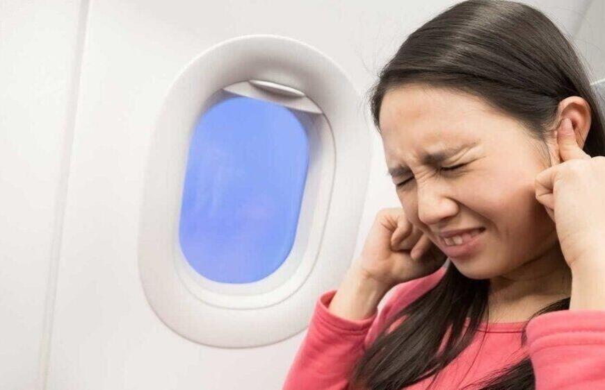 Uçakta Kulak Ağrısı Neden Olur? Kulak Tıkanıklığı Nasıl Geçer?