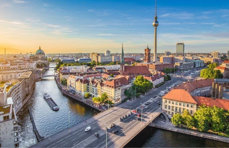 Türkiye Hollanda maçı nerede, hangi şehirde oynanacak? Berlin'de popüler olan merkanlar nerede... İşte Berlin gezi rehberi