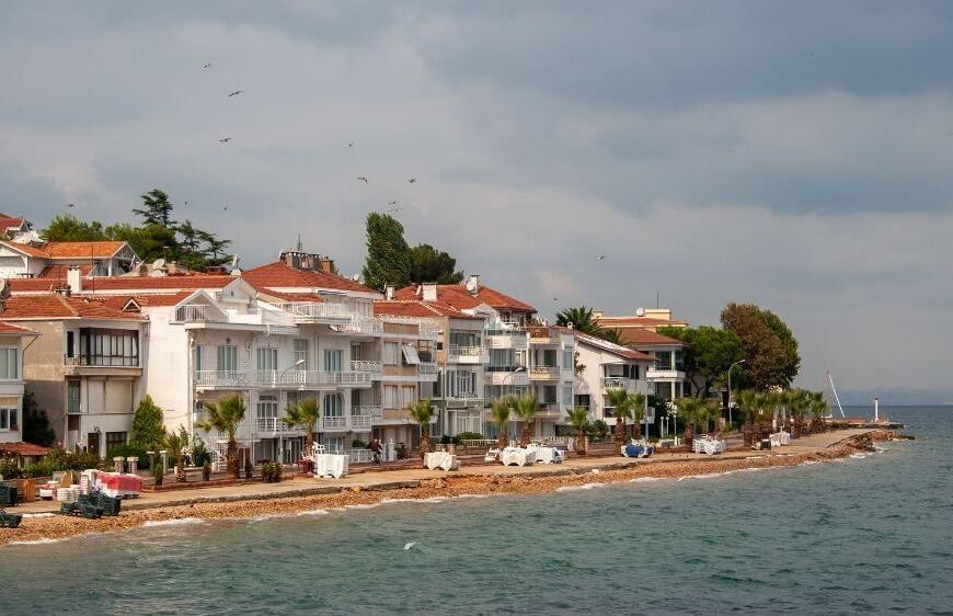 Büyükada'da Kadınlar Plajı Var mı? Büyükada Plajları ve Büyükada'da Denize Girilecek Yerler