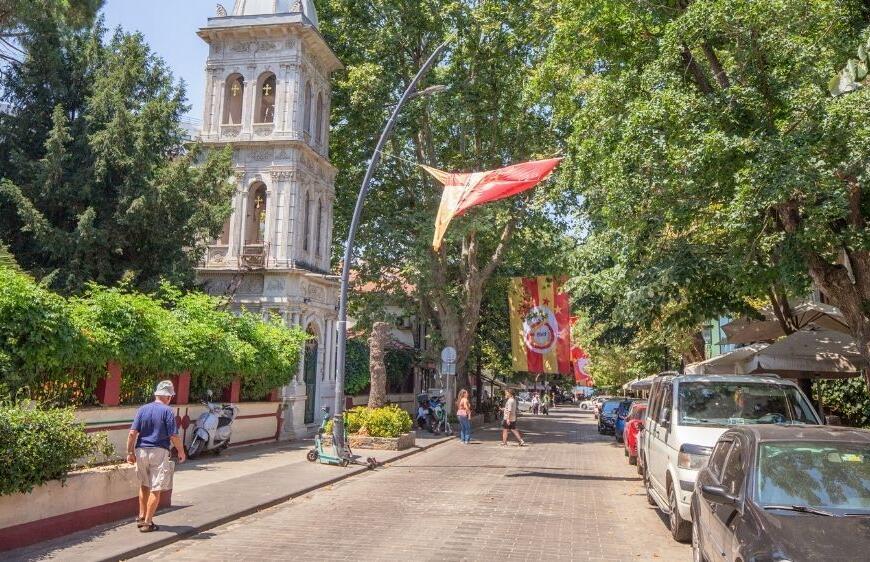 İstanbul'un Nostaljik Semti: Kuzguncuk